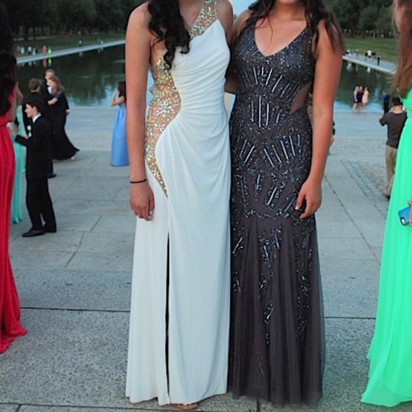 PROM DRESS - Picture 6 of 6